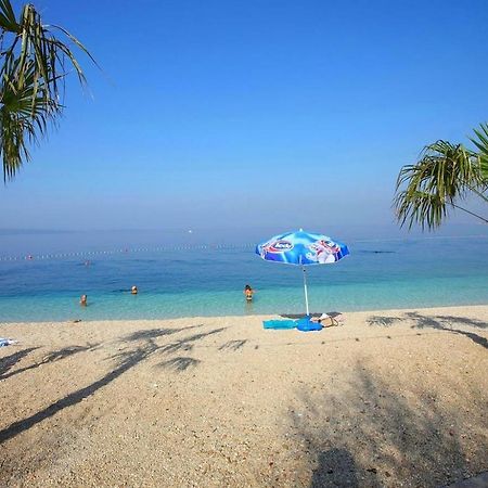 Sea La Vie Apartment Dugi Rat Ngoại thất bức ảnh