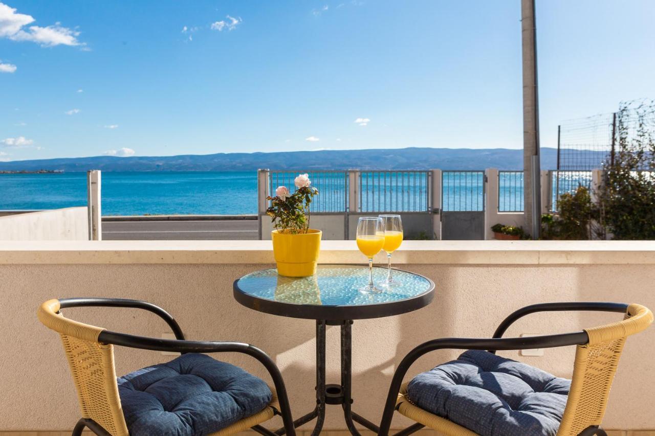 Sea La Vie Apartment Dugi Rat Ngoại thất bức ảnh