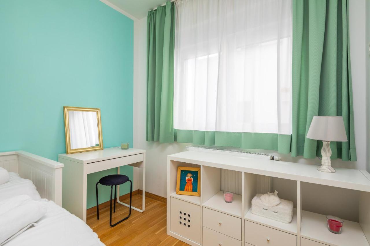 Sea La Vie Apartment Dugi Rat Ngoại thất bức ảnh