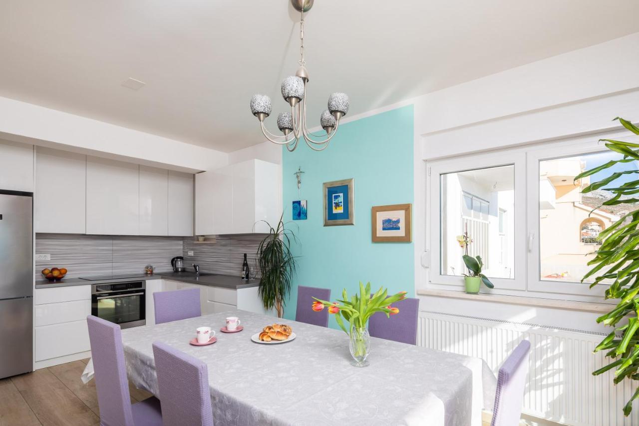 Sea La Vie Apartment Dugi Rat Ngoại thất bức ảnh